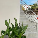 Alika Apartment *
